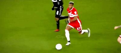 特拉奥雷进球,不会射门的边锋