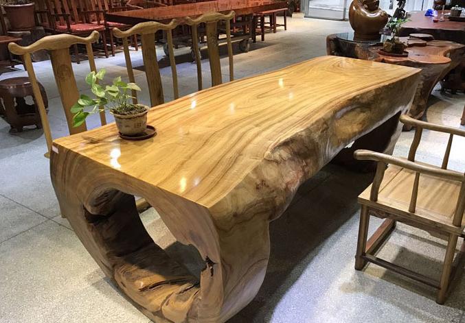 哪些实木家具看起来高档,实木家具中哪种木料好