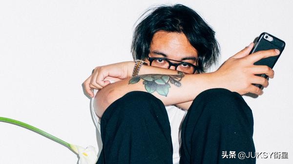 陈冠希穿什么牌子的衣服好看,陈冠希的潮牌真的好看吗