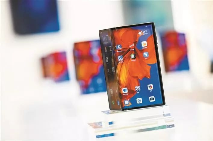 华为5G折叠屏手机价格,华为5g折叠屏手机价格表大全