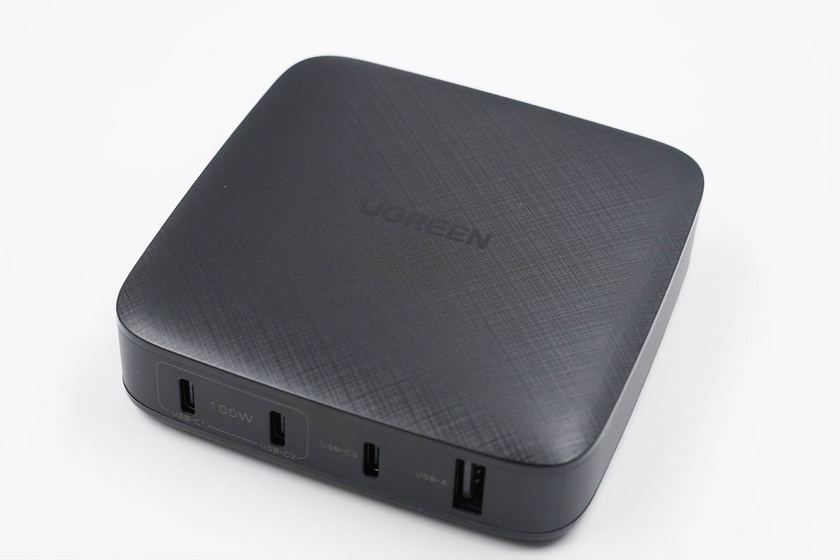 绿联45w双口快充拆解,绿联20瓦双口快充拆解