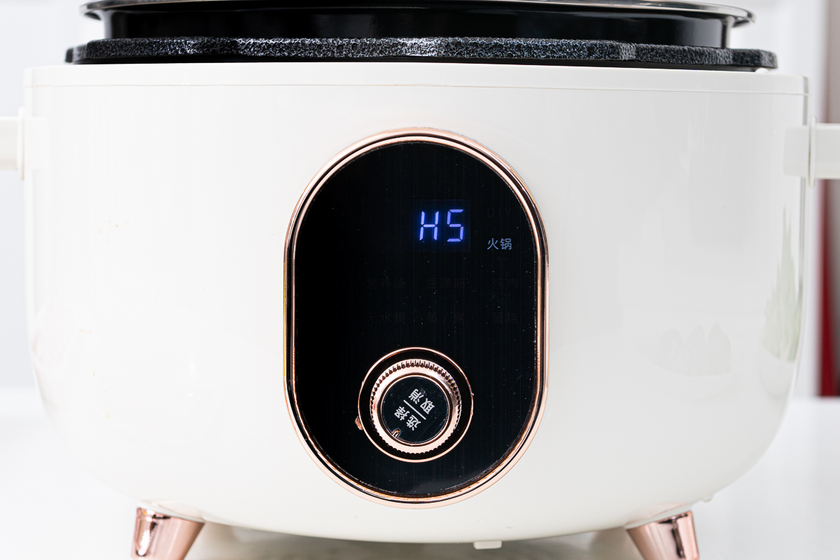 电压力锅和饭煲有什么区别,电压力锅与电饭煲测评