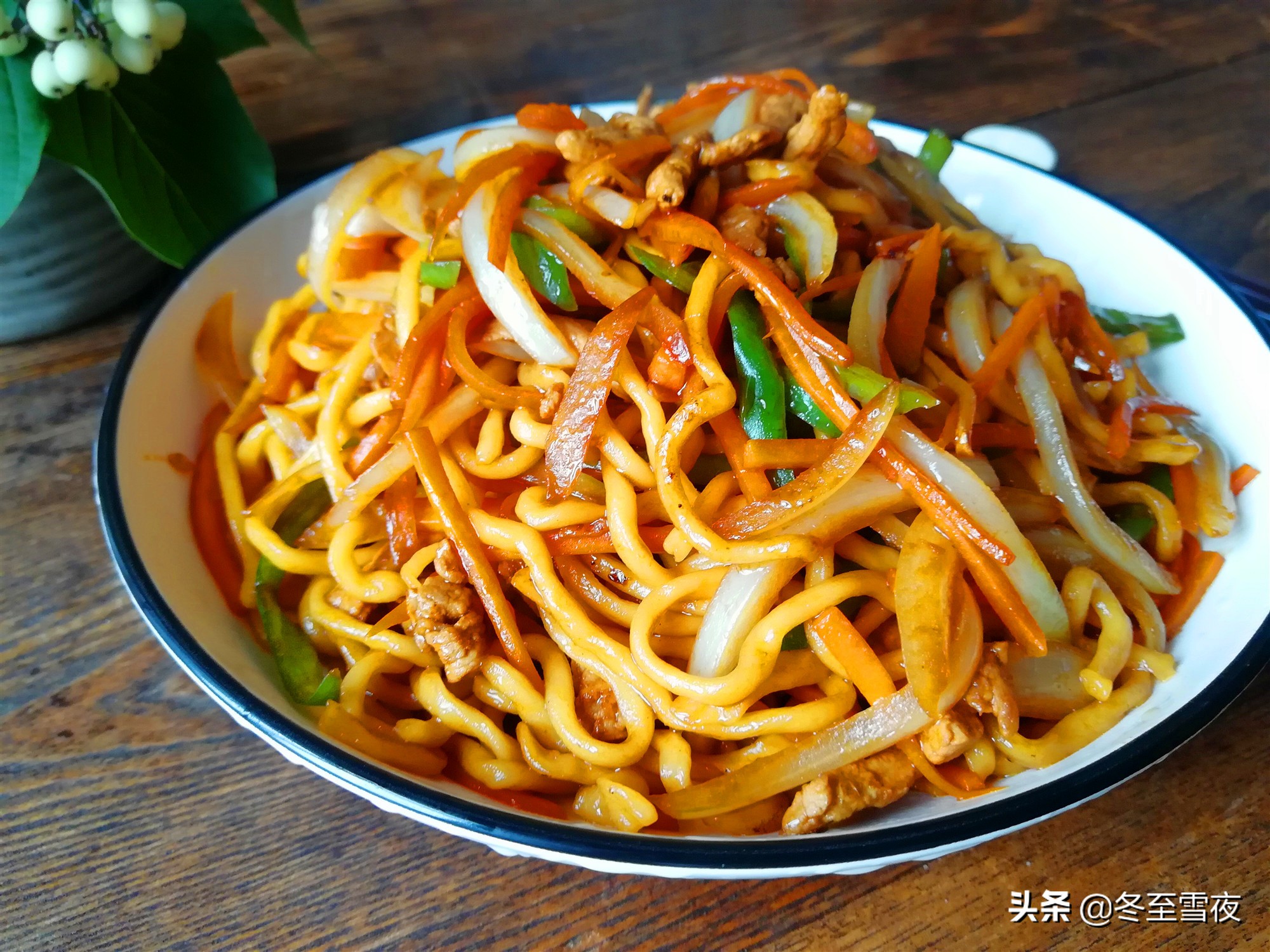 如何做好一盘炒面学会这几步就够,5分钟学会家常炒面的做法