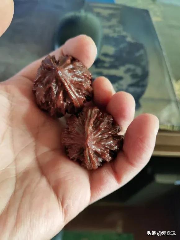 它是核桃圈的“虐手扛把子”，敢上手盘的，都是铁汉子