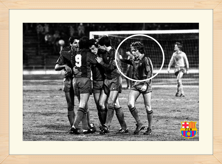 足坛名帅年轻时照片,2021足坛老球员的照片