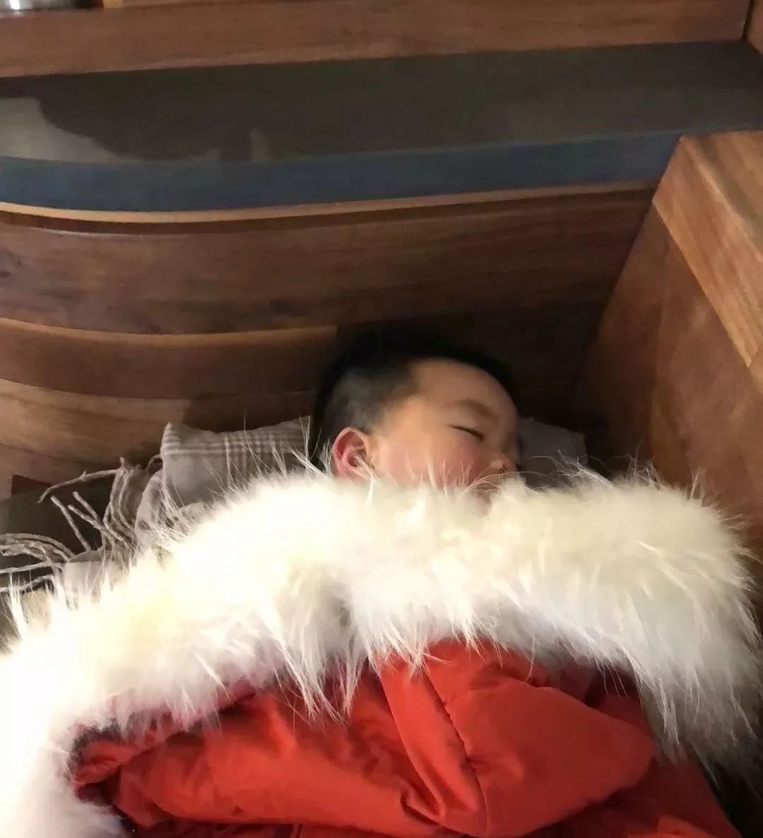 独自带2岁的娃怒刷了10次上海迪士尼，不听我听谁？