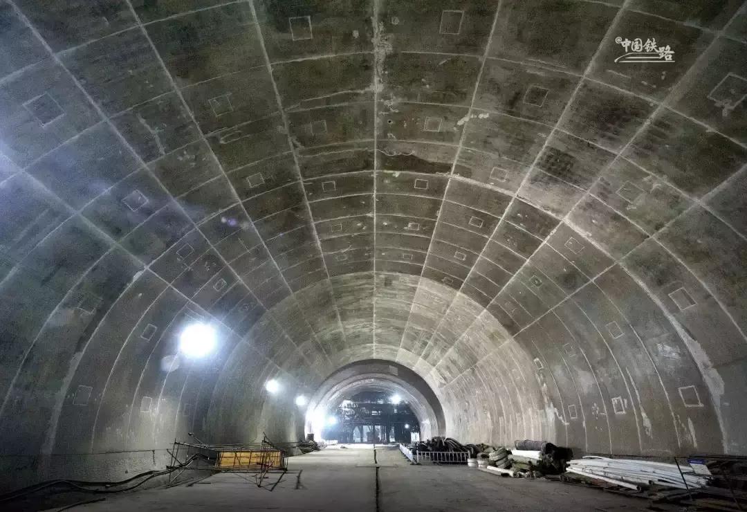 大国力量!中国铁路在建的超级工程,都有哪些?