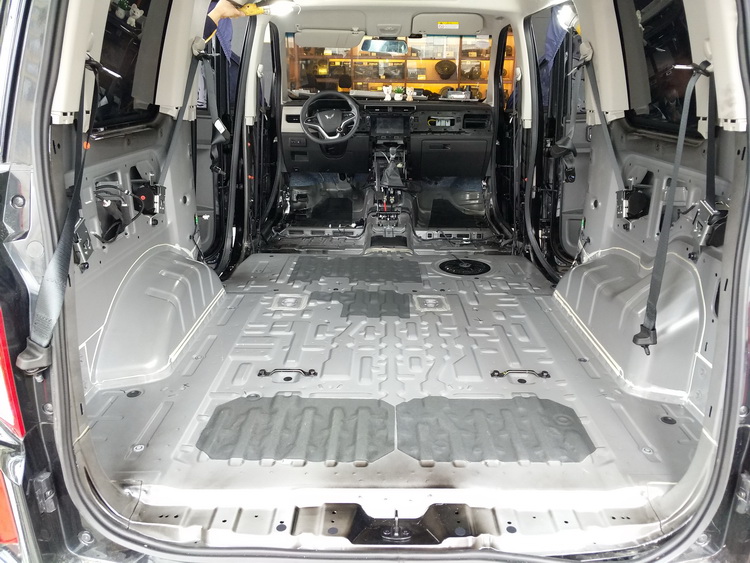 五菱宏光plus隔音实测多少分贝,杭州五菱宏光plus隔音