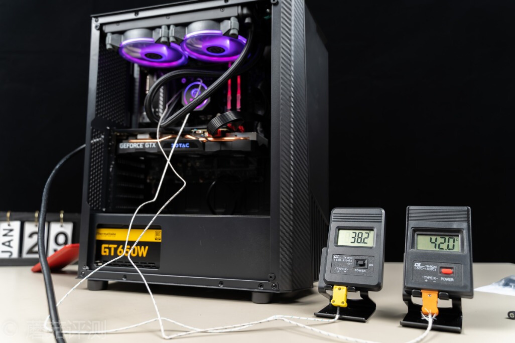 不以电感数量，论供电能力好坏、微星B460M火箭炮主板评测