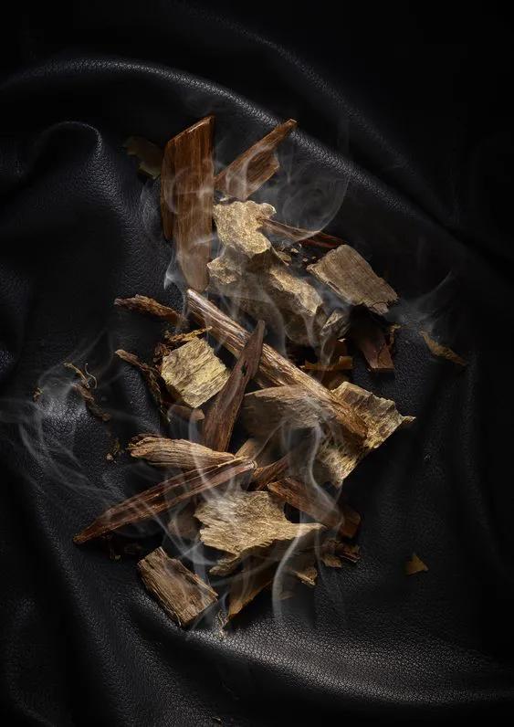 我有个26岁的弟弟，因为没有掌握以下3点至今没有*处破**｜理容指南