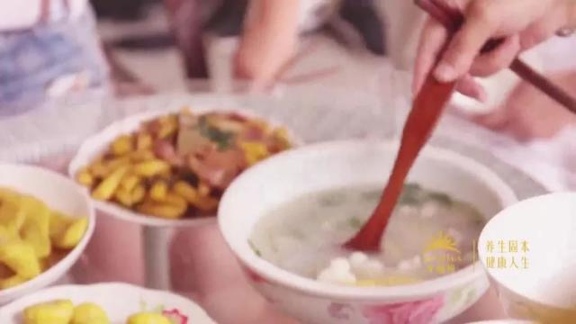 高铁春运回家过年,高铁加速回家的路上