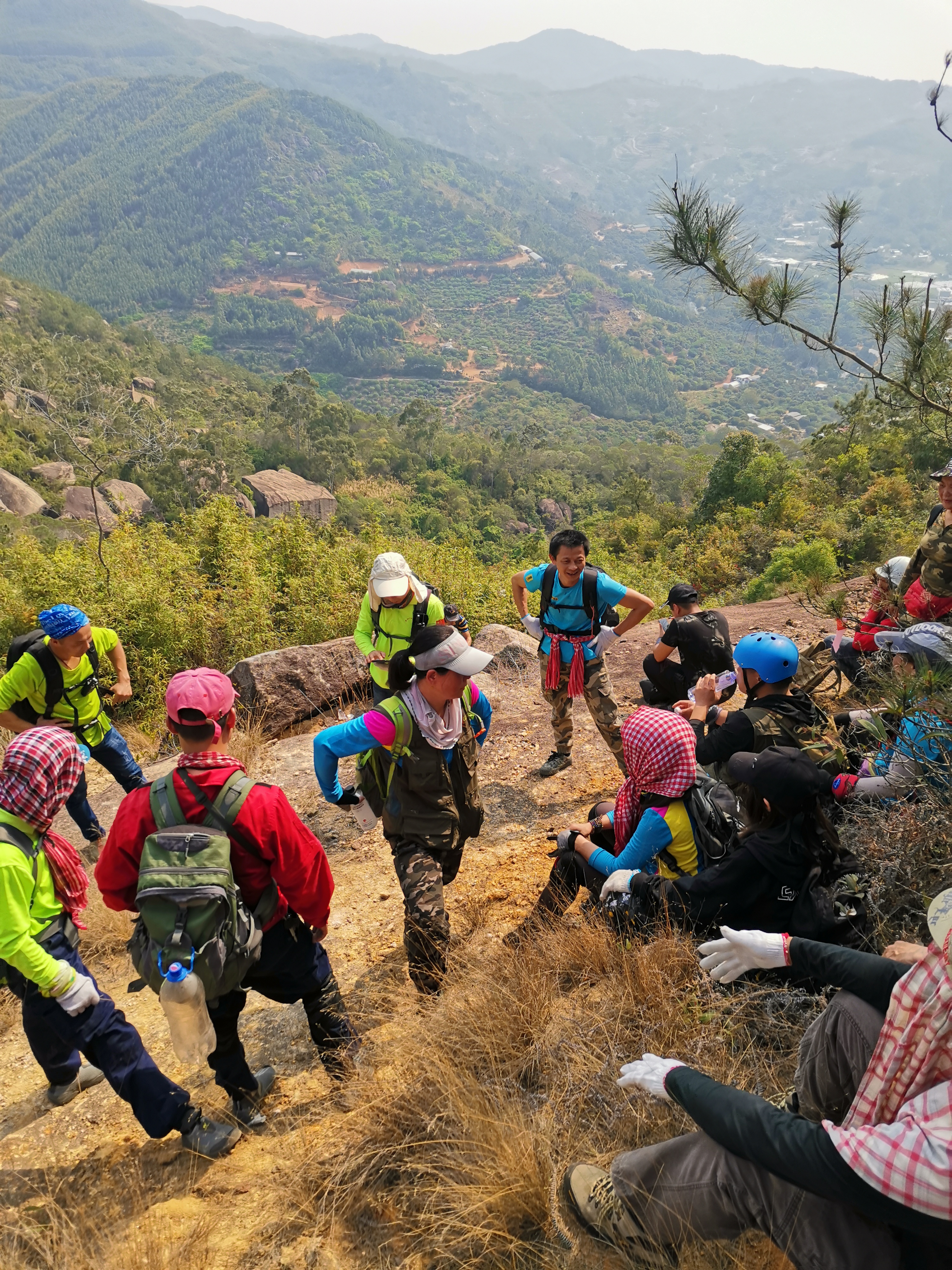 乌山三石连登快乐之旅星期六登山队