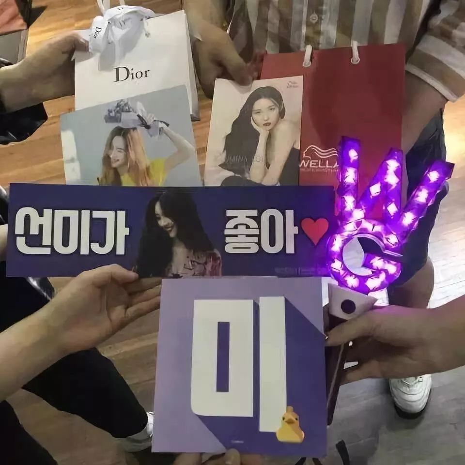 给经纪人买房，送粉丝口红，宣美是在变相弥补懊悔吧？