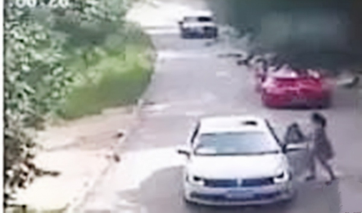 老虎咬死人事件真相,八达岭老虎咬游客事件