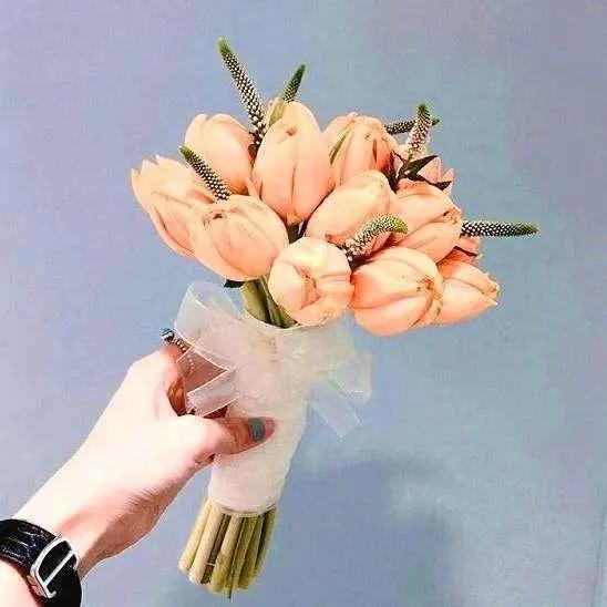 生日祝福语大气简短句,朋友生日祝福语2021简短暖心短句