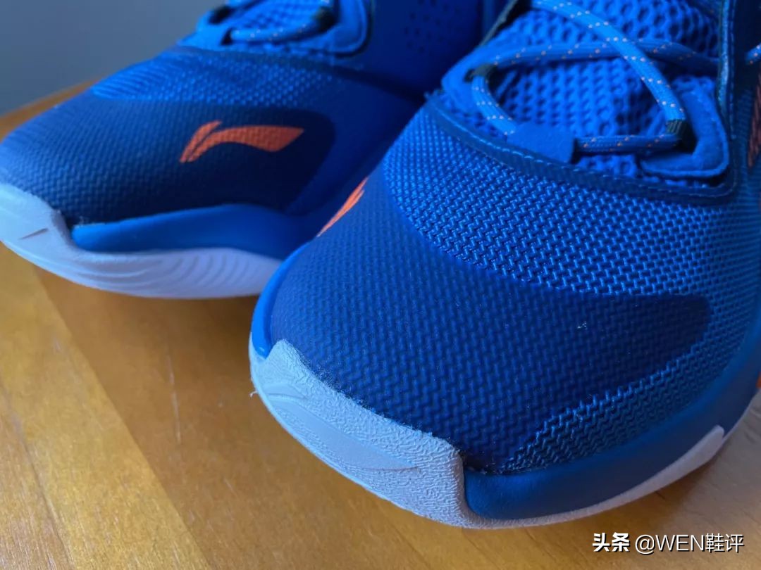 李宁空袭6有碳板吗,李宁空袭6精英和标准区别