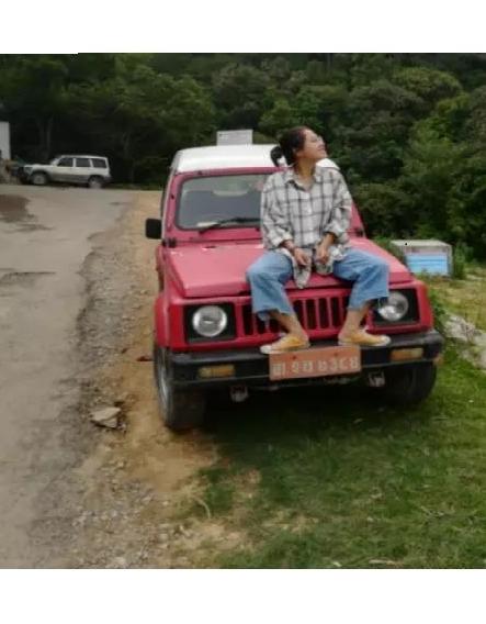 这个女孩独自，走遍韩国、斯里兰卡等数十个国家，却备受质疑