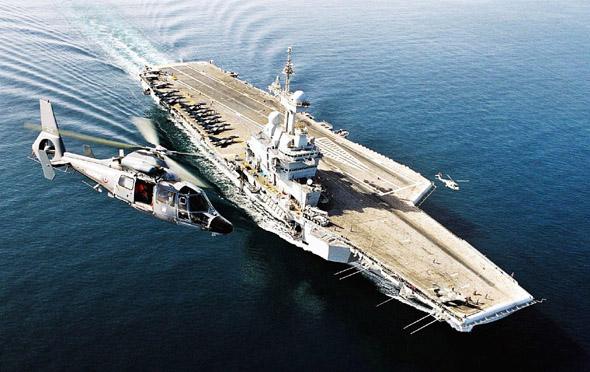 世界最大航空母舰的简介,航空母舰布局详细介绍