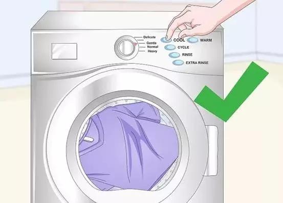 衣服上的粉底污渍如何去除