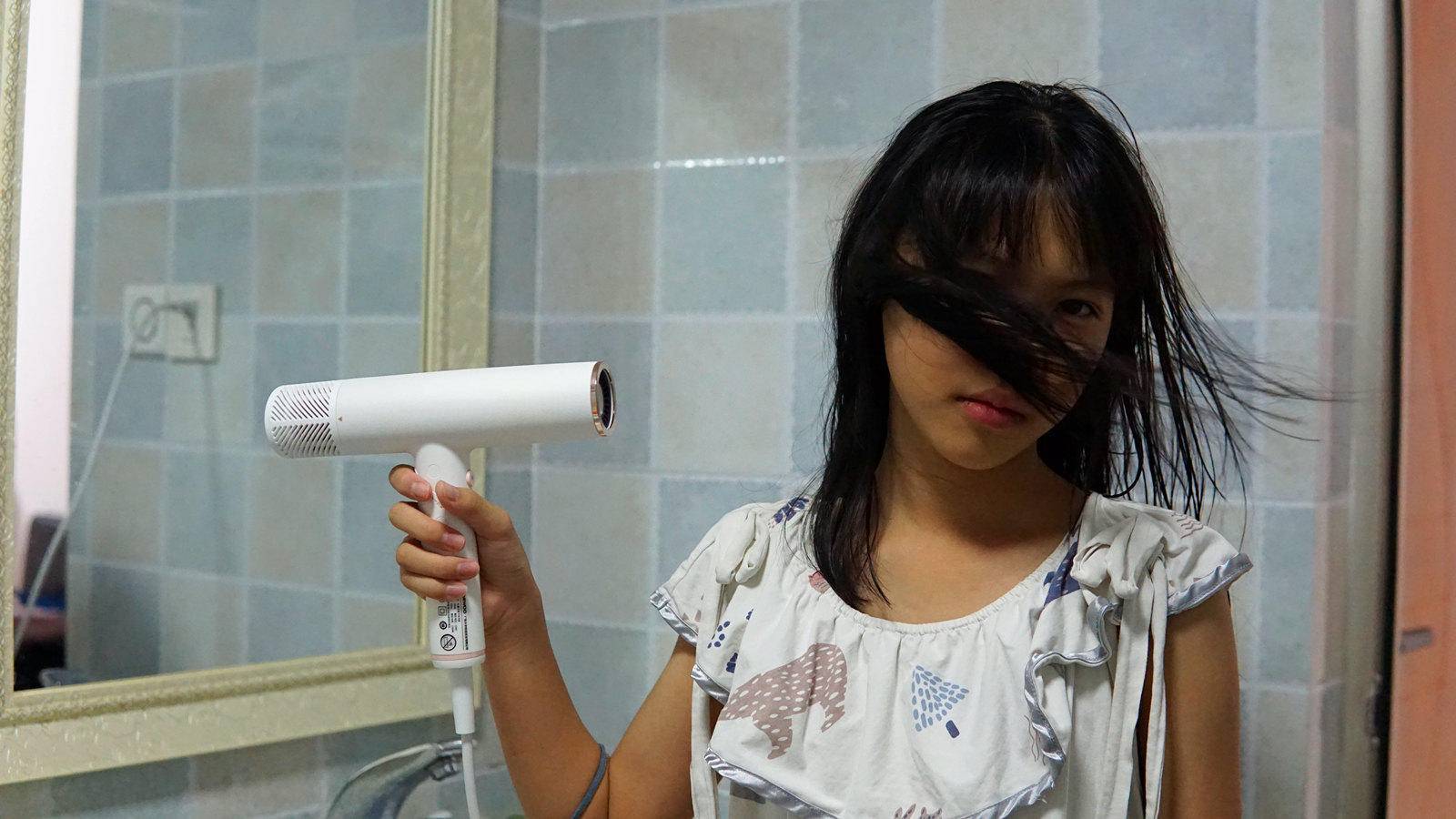 韩国大宇速干负离子吹风机,最新大宇吹风机