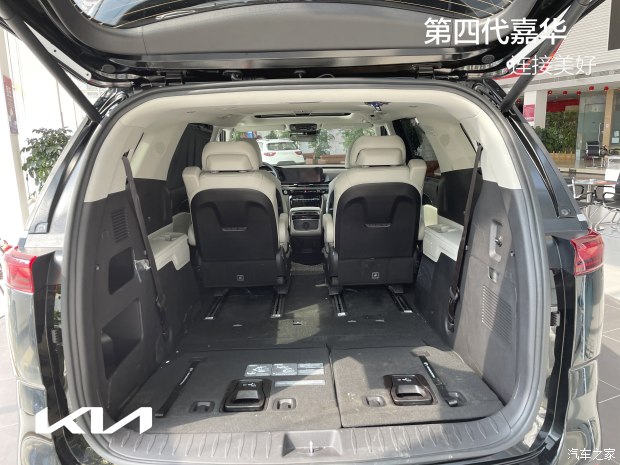 最新款嘉华mpv高顶,第四代嘉华性价比超高的家用mpv