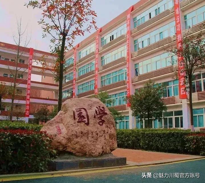 蹇嗗偿宓樺瞾鏈堟偀闈掓槬鎷呭綋蹇冨緱,蹇嗗偿宓樺瞾鏈堥摥鍒濆績浣垮懡瀛︿範浣撲細