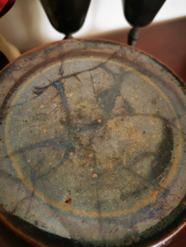 家里有个老坛子有元字值钱吗,家里几十年老泡菜坛子