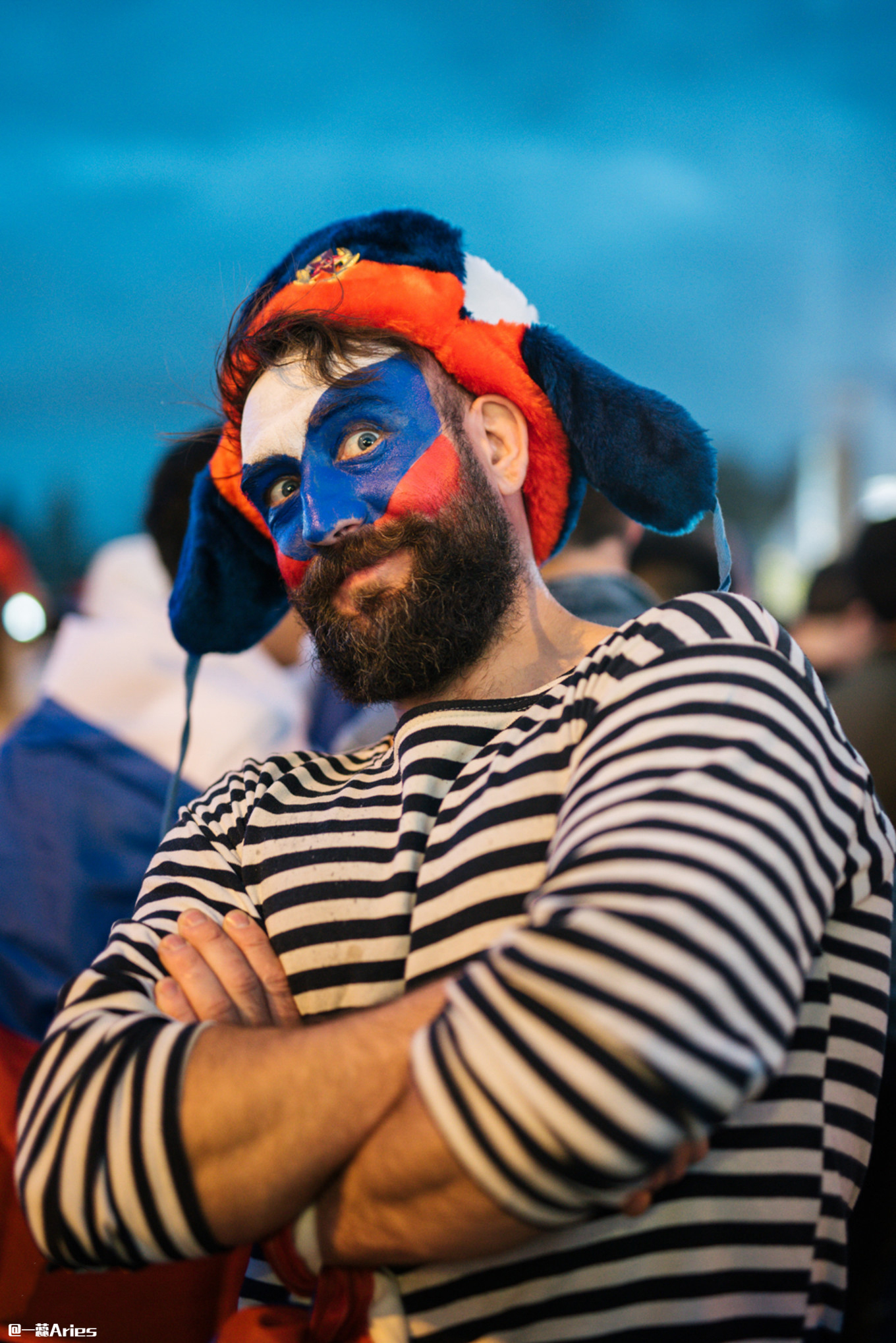 今天想帮我们的好邻居“战斗民族”俄罗斯，也上一次热搜