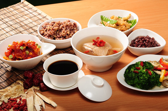 坐月子下奶吃什么菜最好,产后开奶多久能下奶