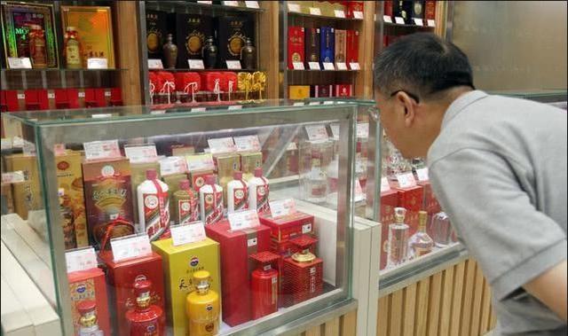 街边暴利生意,街边散酒利润