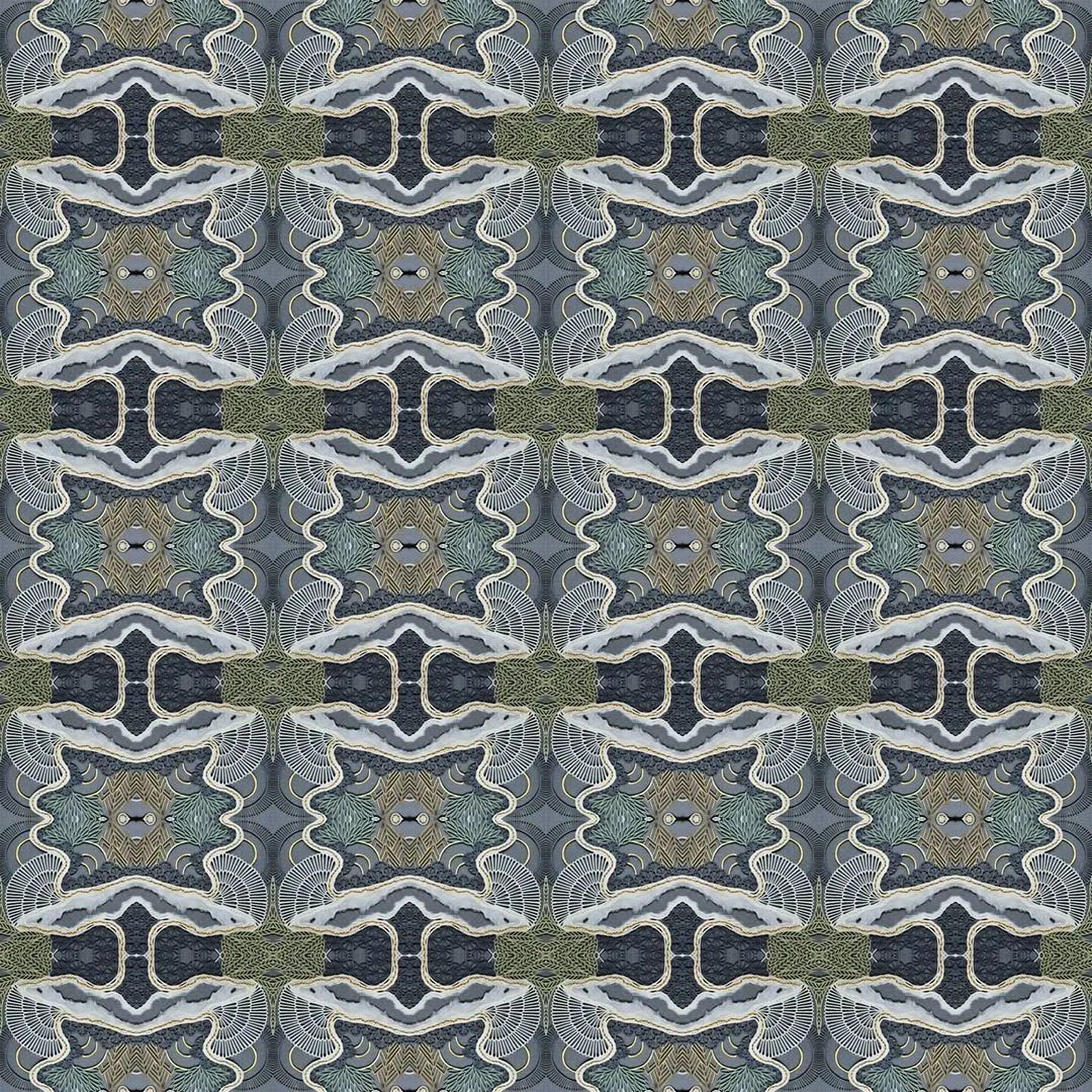 她被称为“刀王”，凭一把破刀，一张破纸，作品征服了全世界