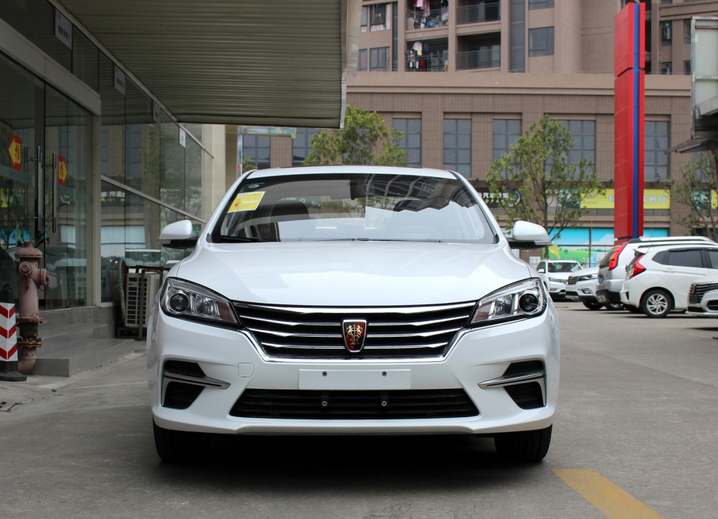 荣威360新车价格2018款多少钱,荣威3602018款自动豪华版测评