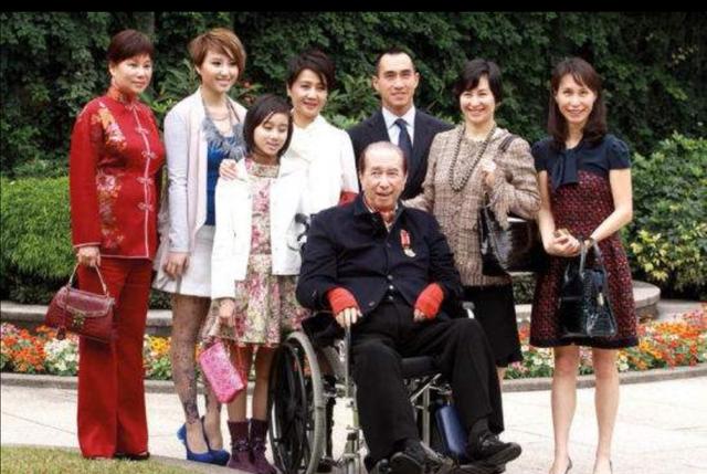 四太梁安琪为什么争不过何超琼,何超琼与四太梁安琪的关系如何