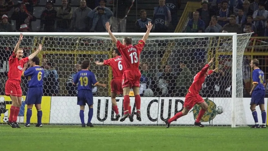 经典比赛全回顾足坛伟大的时刻,足坛十大翻盘打脸