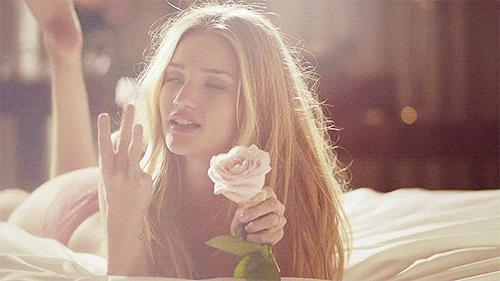 产后洗澡后果,产后20天洗澡洗晕了