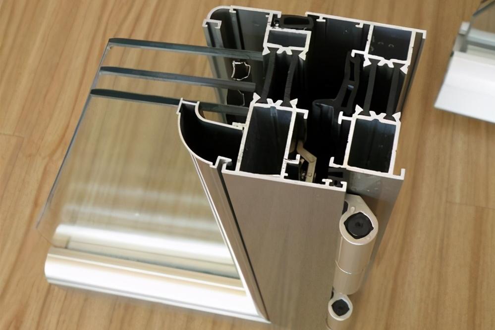 别再抱怨地暖使用费用高，检查自己这几点都做好了吗？