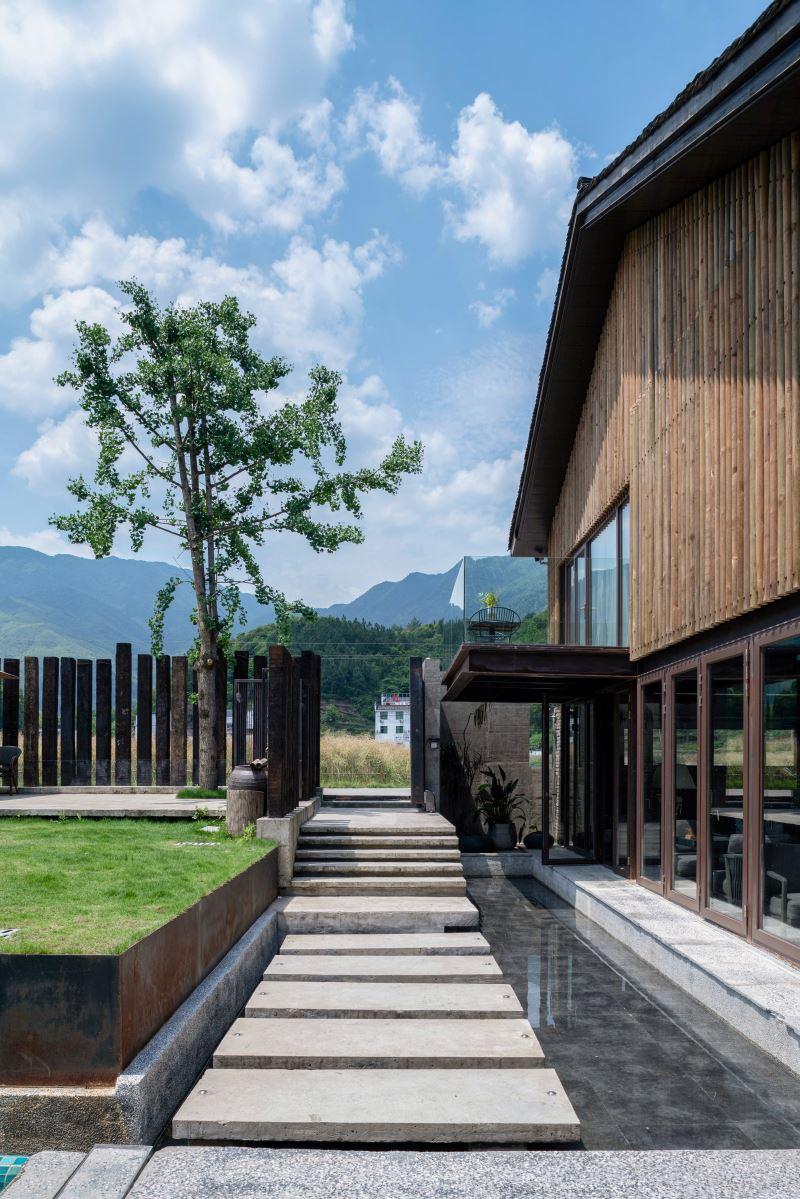 臻选人文度假品牌开山之作,惊艳问世,与月途看尽婺源千面之美