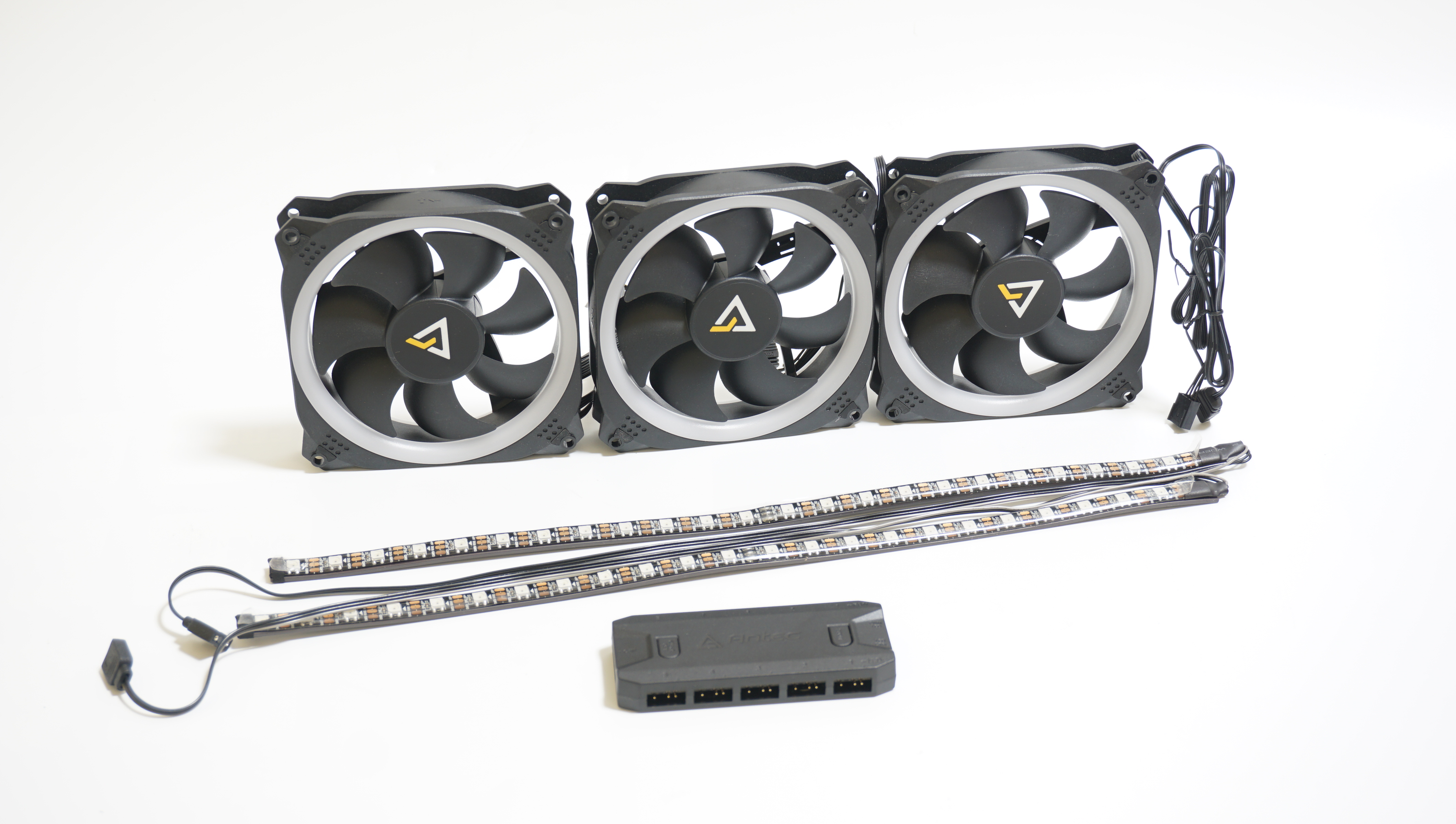 色彩与色彩的碰撞,色与彩