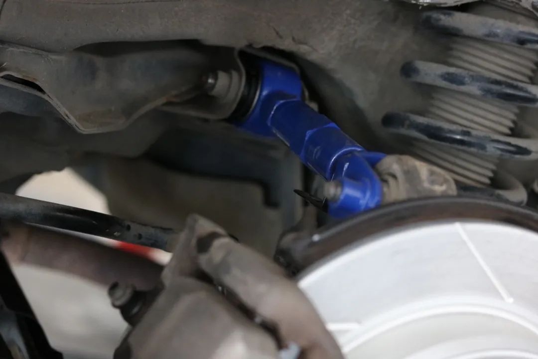 怪兽修车翻新的视频,怪兽修车翻新奥迪q7