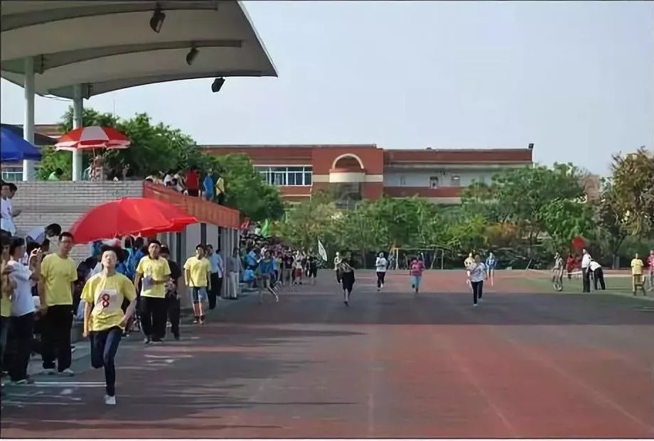 重庆一中各校师资,重庆一中各校区班型