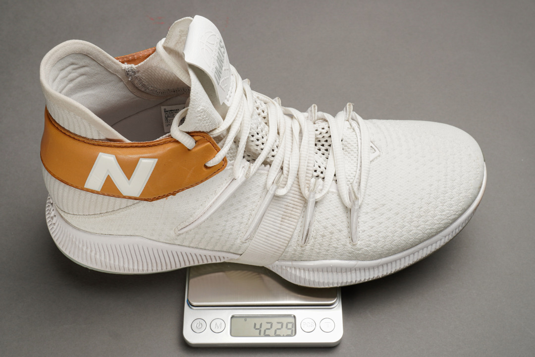 nb篮球鞋omn1s测评,nb篮球鞋omn1s容易脱胶吗