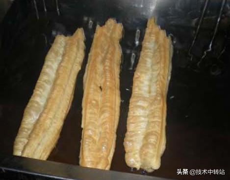 快速做油条的做法和配方的全过程,做早餐油条做法和配方的全过程
