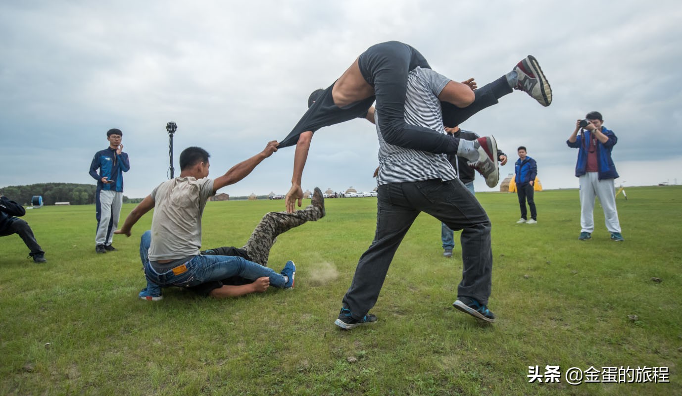 中国男足1-0乌干达,达斡尔族曲棍球与现代曲棍球