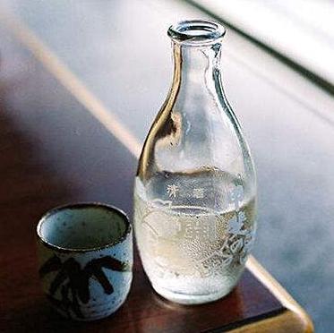 小酌怡情大酒伤身全诗,小酌怡情酒大伤身