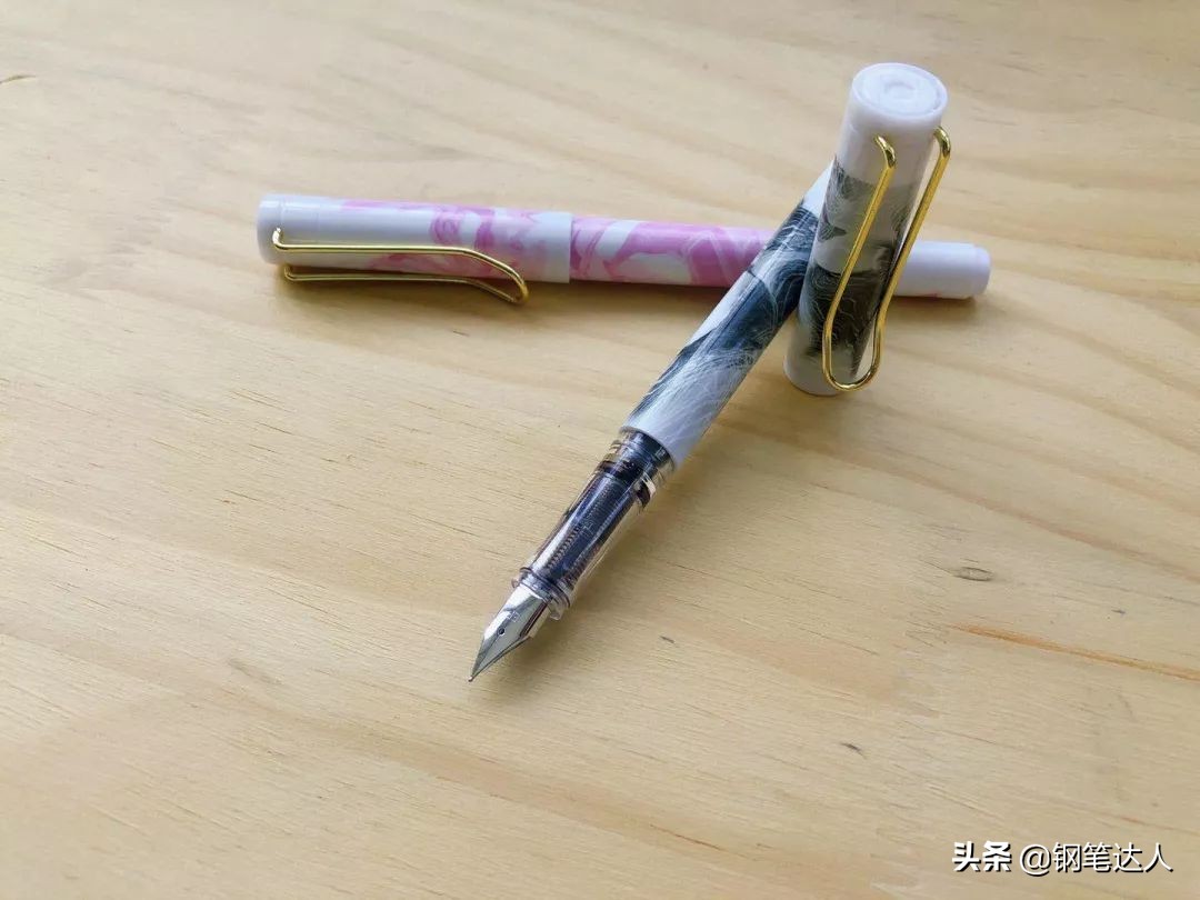 性价比高的学生钢笔,写感超好钢笔