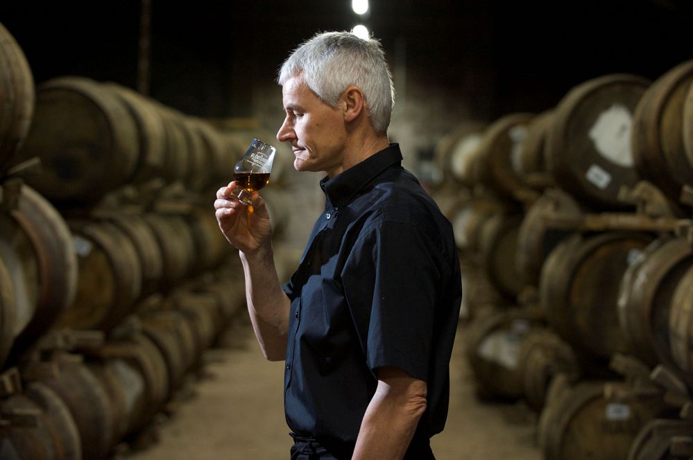 分享一个品威士忌的诀窍,解密威士忌的橡木桶