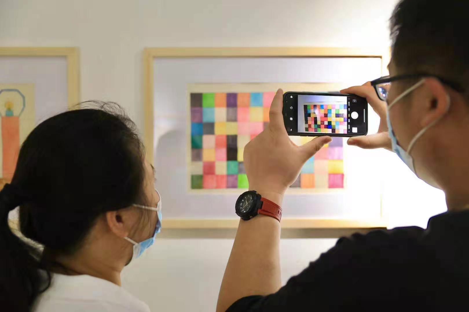 上海人的朋友圈连夜被“600号月饼”刷屏?从画廊到月饼,这座医院何以频出圈