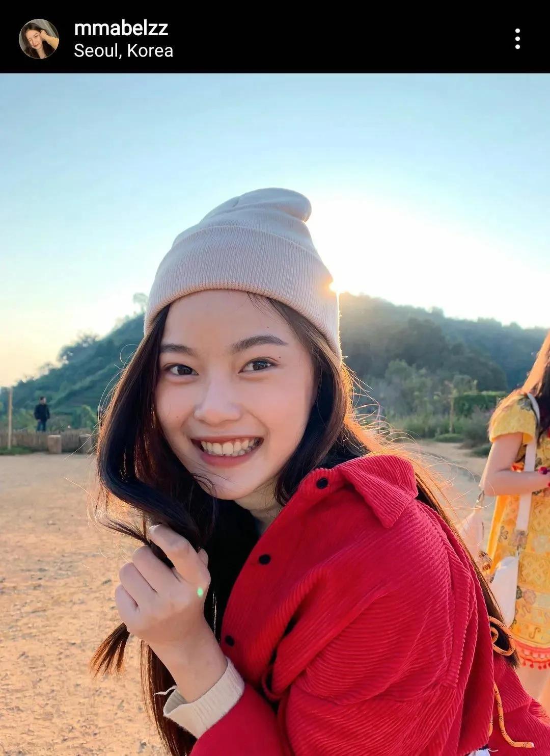 还在追韩系fashion？我已经掉入了泰妹Lisa的坑