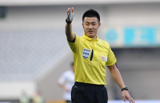 足协对傅明黑哨最新报道,傅明亚冠资格赛争议判罚回应