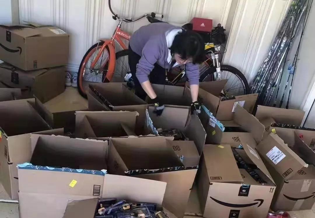 她紧急代购2000个测温枪助力企业复工